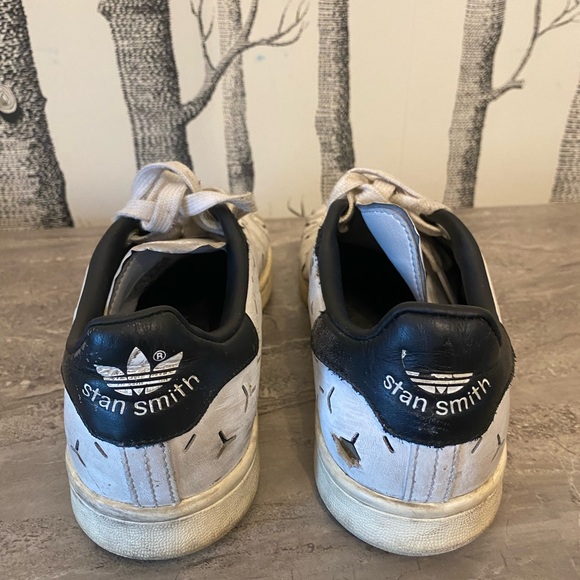 Adidas Ladies Stan smith size 7.5  preowned - Picture 2 of 3